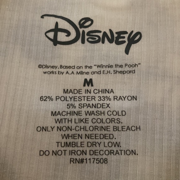 Brand Disney size M color cream - Picture 4 of 4